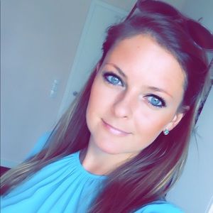 Meet your Posher, Nadia